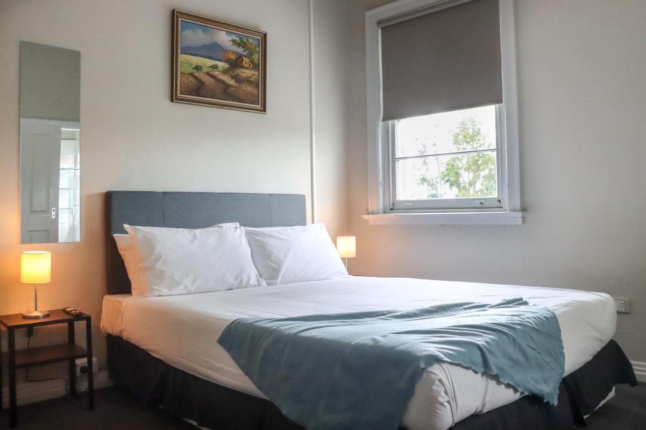 Tates Hotel Windsor Ngoại thất bức ảnh