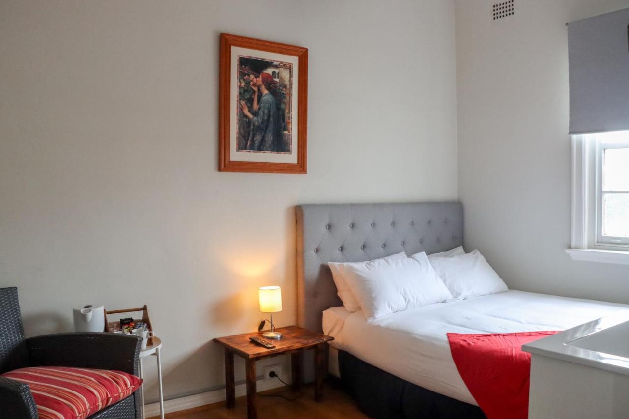 Tates Hotel Windsor Ngoại thất bức ảnh