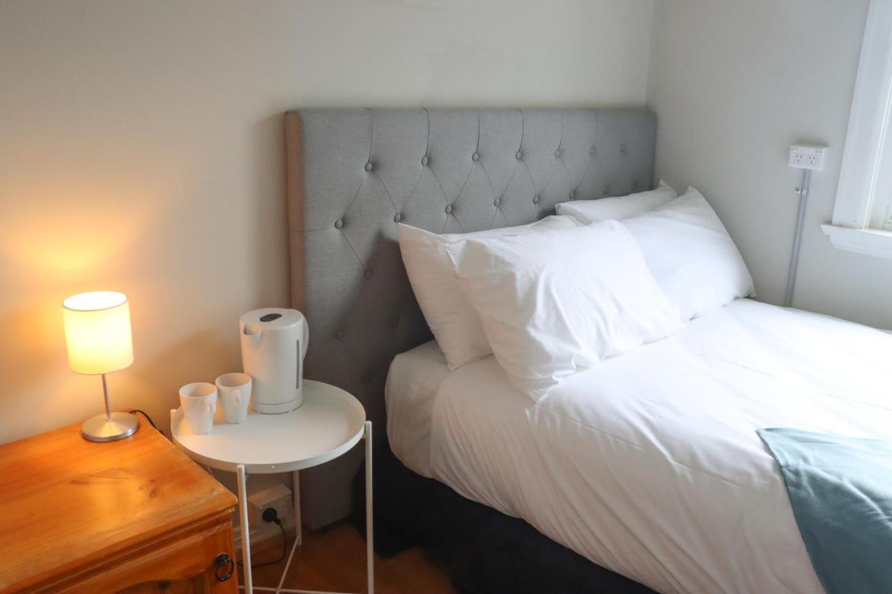 Tates Hotel Windsor Ngoại thất bức ảnh