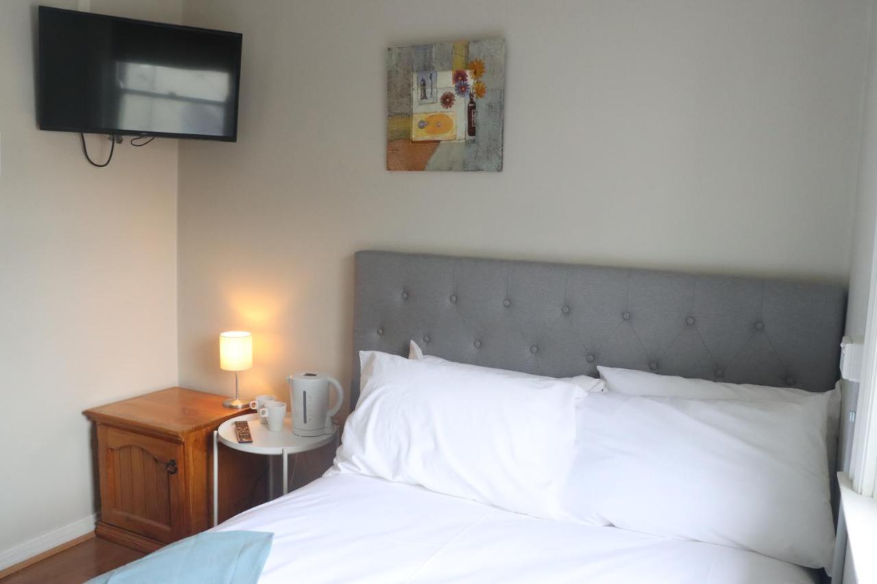 Tates Hotel Windsor Ngoại thất bức ảnh